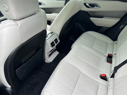 Used 2019 Land Rover Range Rover Velar S image 11