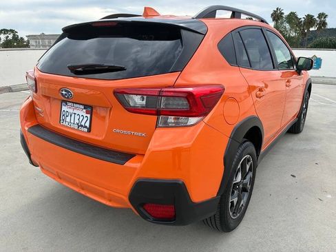 Used 2020 Subaru Crosstrek 2.0i Premium w/ Moonroof Package 2 AWD/4WD image 13
