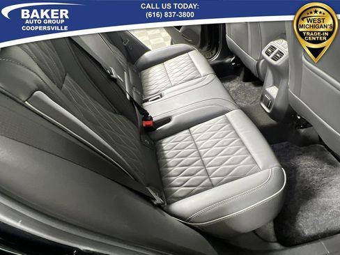 Certified 2023 Buick Envision Avenir image 28