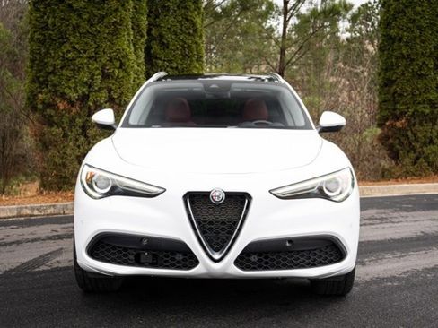 Used 2021 Alfa Romeo Stelvio Ti w/ Premium Package image 8