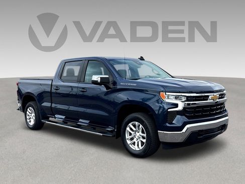 Used 2022 Chevrolet Silverado 1500 LT w/ Safety Package image 1