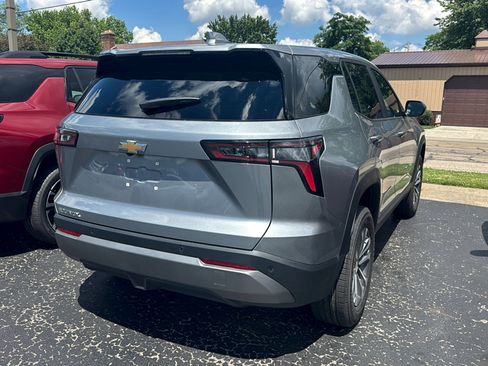 New 2026 Chevrolet Equinox LT w/ Convenience Package II FWD image 5