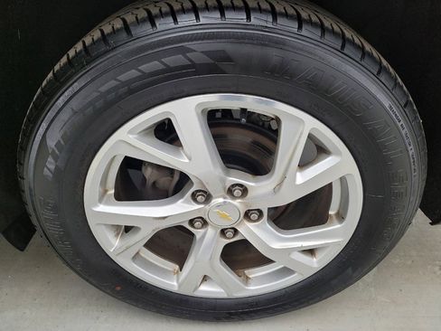 Used 2019 Chevrolet Equinox LT w/ Sun & Navigation Package image 31