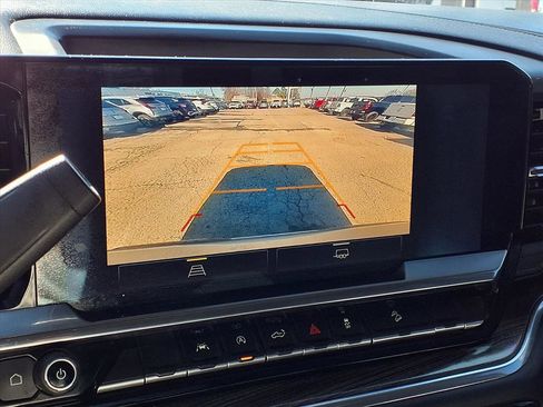 Used 2023 Chevrolet Silverado 1500 RST w/ Z71 Off-Road Package image 5