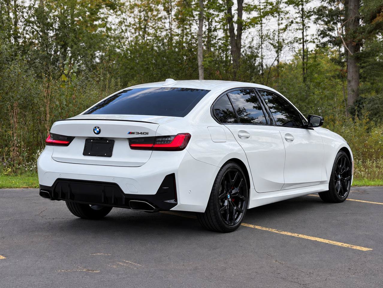 Used 2026 BMW M340i w/ Premium Package RWD image 7