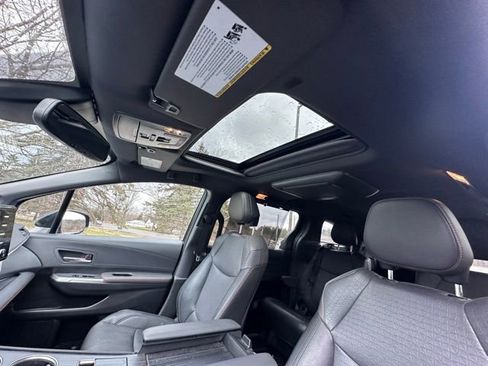 Used 2023 Toyota Sienna XSE w/ XSE Plus Package image 13