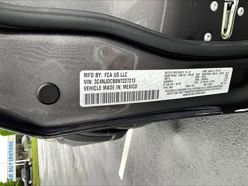 Used 2022 Jeep Compass Limited w/ Sun and Sound Group AWD/4WD image 19