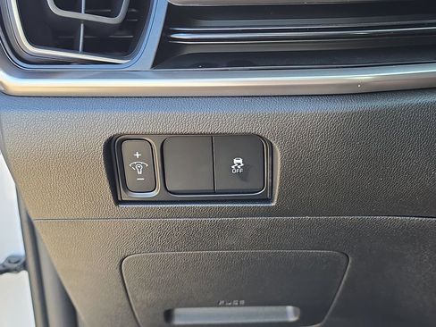 New 2026 Kia Sorento S w/ S Panoramic Sunroof Package FWD image 28