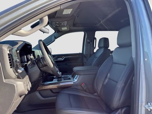 New 2026 Chevrolet Silverado 1500 LT Trail Boss w/ LT Trail Boss Premium Package AWD/4WD image 9