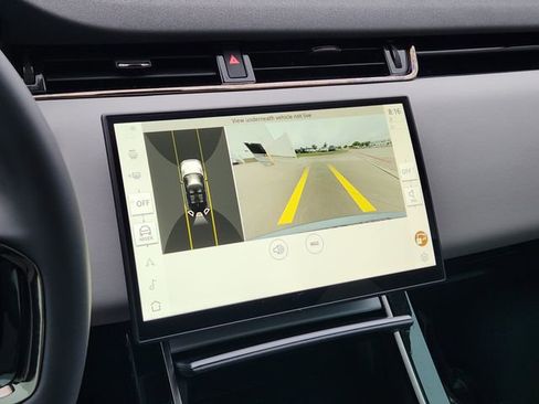 Certified 2025 Land Rover Range Rover Evoque S image 19