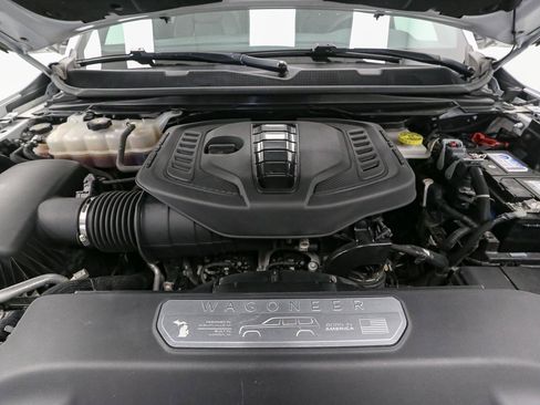Used 2024 Jeep Wagoneer Series II AWD/4WD image 13