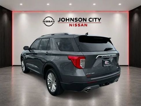 Used 2023 Ford Explorer Limited w/ Limited Technology Package AWD/4WD image 7