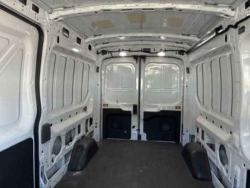 Used 2024 Ford Transit 250 148 Medium Roof image 2