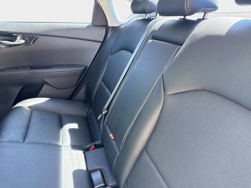 Used 2021 Kia Forte EX FWD image 11