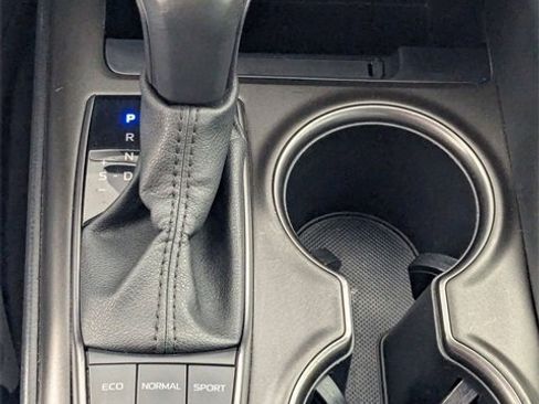 Used 2023 Toyota Camry SE image 22