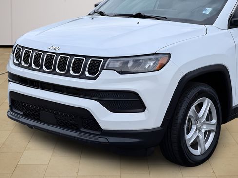 Used 2023 Jeep Compass Sport AWD/4WD image 31
