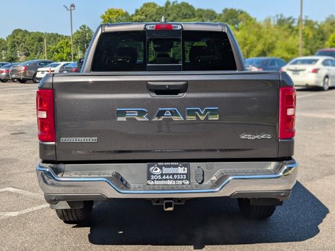 Used 2025 RAM 1500 Big Horn AWD/4WD image 8