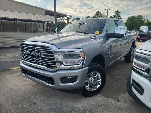 Used 2024 RAM 2500 Laramie w/ Safety Group AWD/4WD image 1