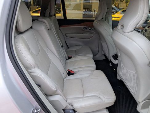 Used 2019 Volvo XC90 T6 Inscription w/ Advanced Package image 21