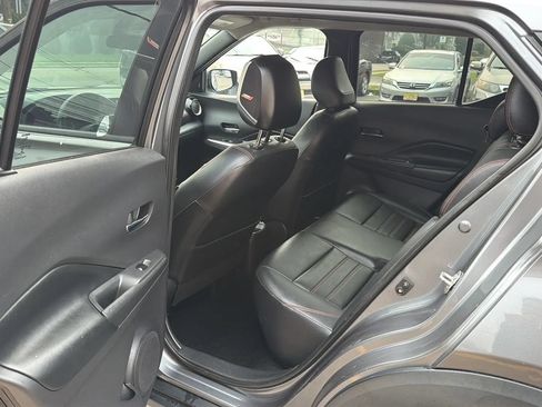 Used 2020 Nissan Kicks SR w/ SR Premium Package FWD image 28