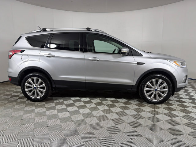 Used 2018 Ford Escape Titanium AWD/4WD image 3