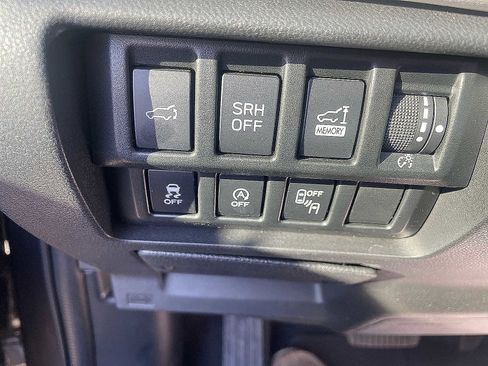 Used 2022 Subaru Forester Limited image 19