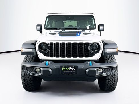 Used 2024 Jeep Wrangler Unlimited Rubicon 4xe AWD/4WD image 2