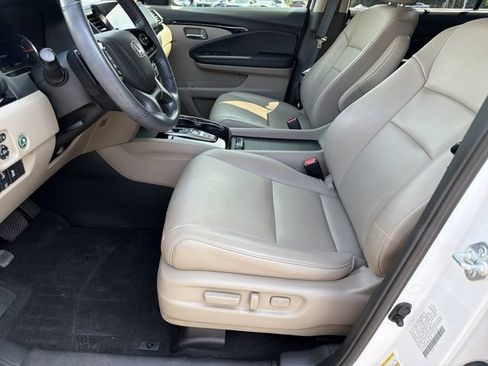 Used 2022 Honda Pilot Touring image 30