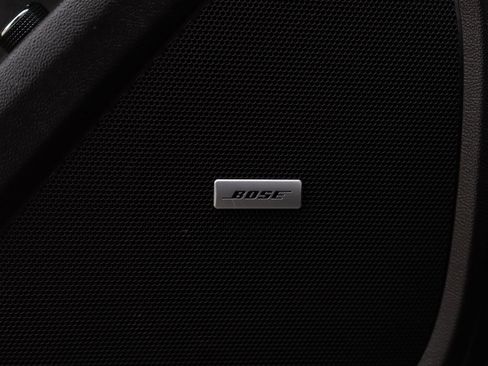 Used 2018 Chevrolet Traverse Premier w/ Driver Confidence II Package image 28