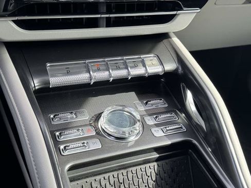 New 2026 Lincoln Nautilus Premier AWD/4WD image 20
