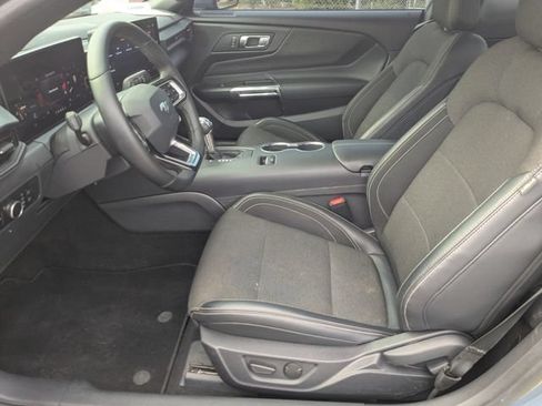 Certified 2025 Ford Mustang Coupe RWD image 20