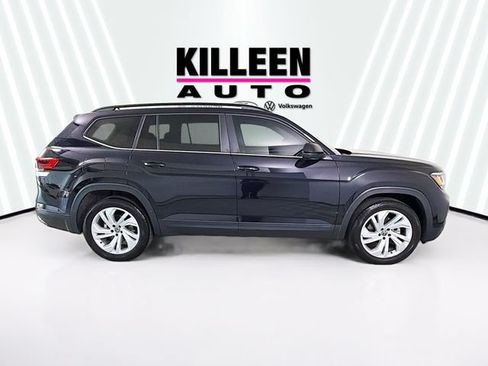 Used 2023 Volkswagen Atlas SE w/ Panoramic Sunroof Package FWD image 8