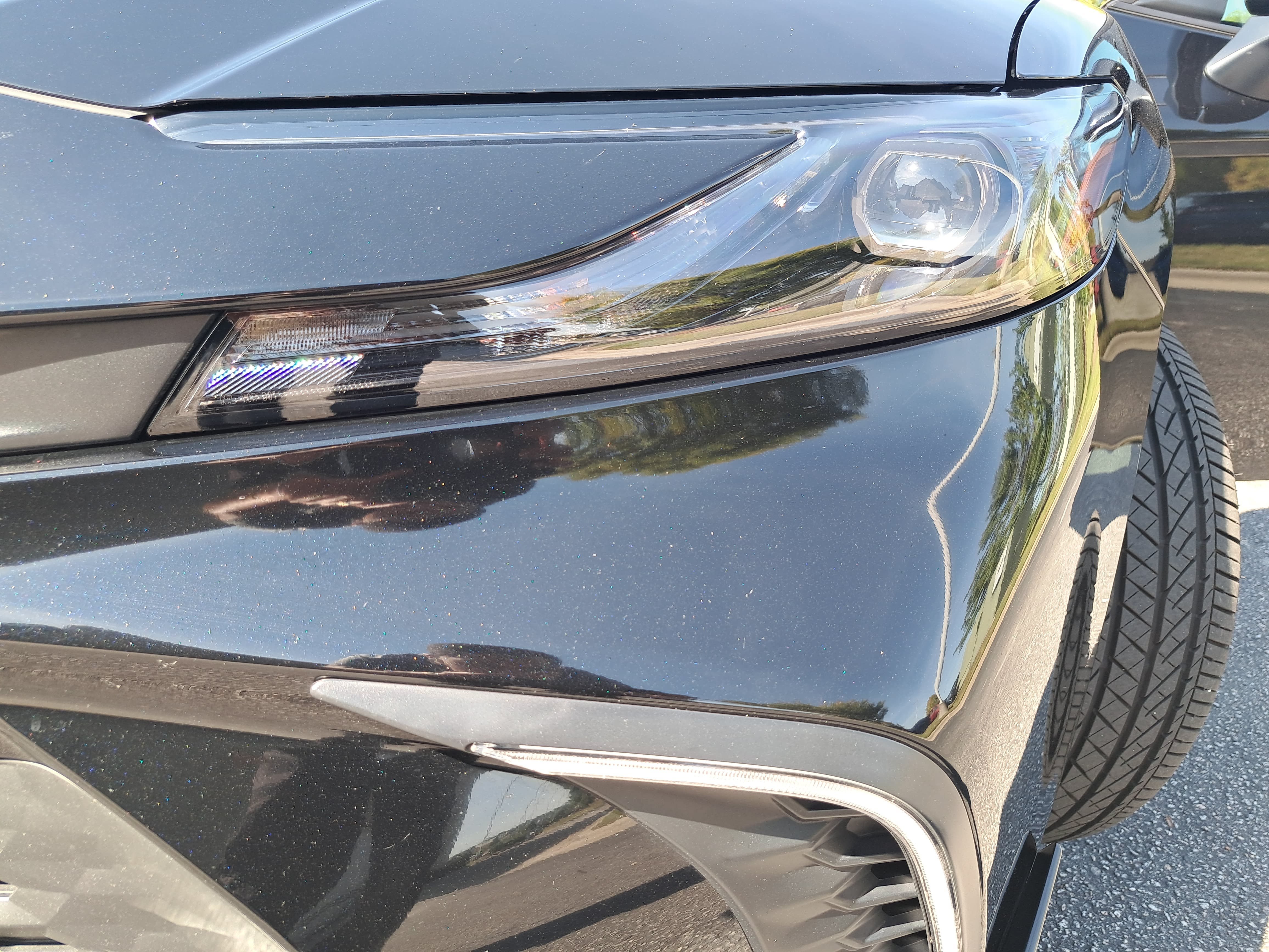 Used 2025 Toyota Camry SE w/ Convenience Package FWD image 28