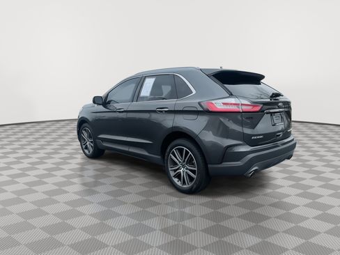 Used 2020 Ford Edge Titanium image 6