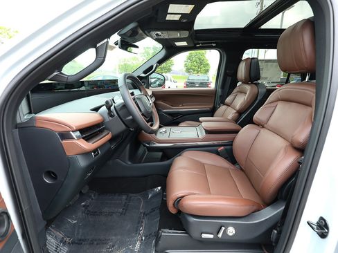 New 2026 Lincoln Navigator L Reserve AWD/4WD image 10