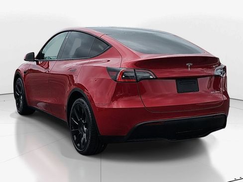 Used 2021 Tesla Model Y Long Range AWD/4WD image 8
