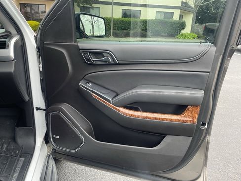 Used 2018 Chevrolet Tahoe Premier image 65