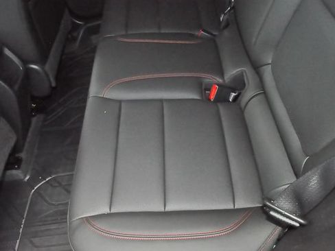 Used 2025 Chevrolet Trax RS w/ Driver Confidence Package FWD image 15