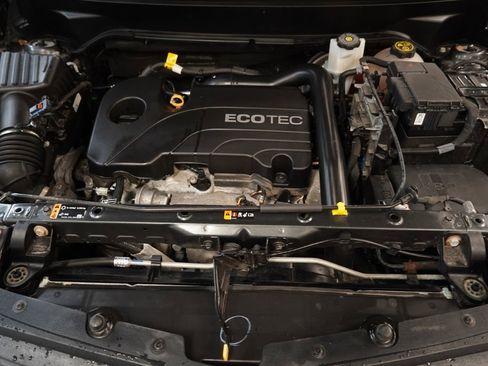 Certified 2021 Chevrolet Equinox LT w/ LPO, Floor Liner Package FWD image 41