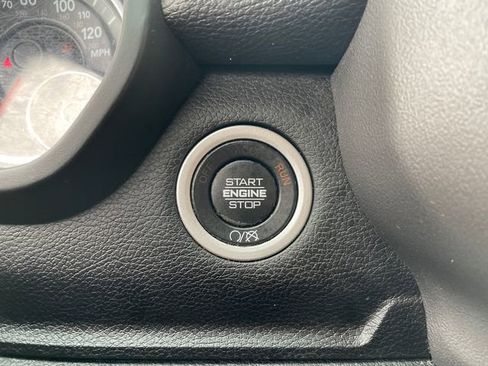 Used 2022 RAM 2500 Laramie w/ Night Edition image 38