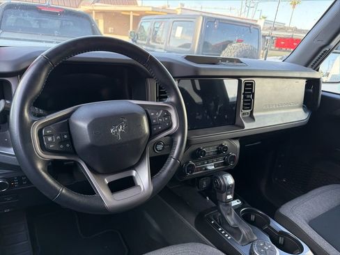 Used 2025 Ford Bronco Big Bend AWD/4WD image 17