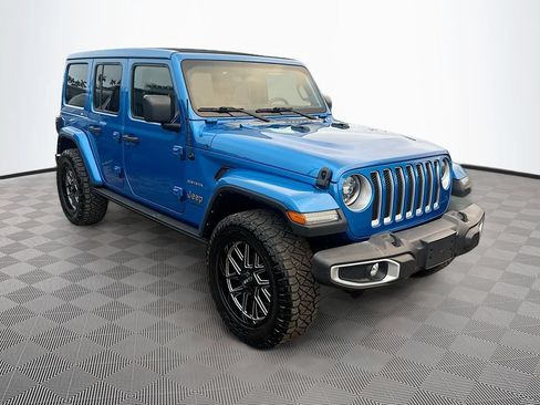 Used 2023 Jeep Wrangler Unlimited Sahara w/ LED Lighting Group AWD/4WD image 4