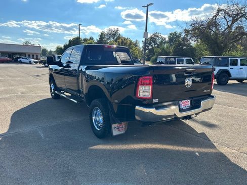 Used 2024 RAM 3500 Tradesman w/ Chrome Appearance Group AWD/4WD image 3