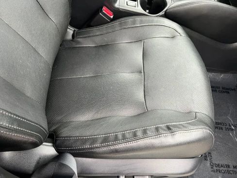 Used 2019 Nissan Rogue SL w/ Premium Package AWD/4WD image 16