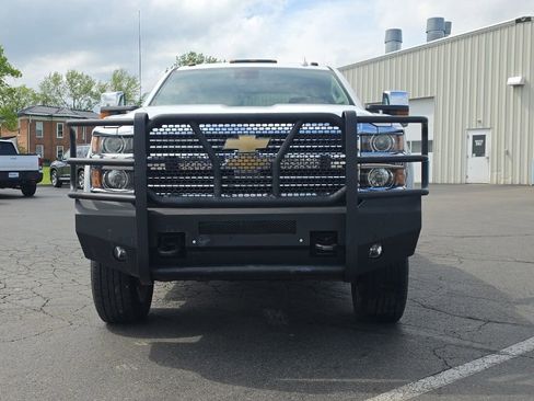 Used 2017 Chevrolet Silverado 2500 High Country w/ Snow Plow Prep Package AWD/4WD image 2