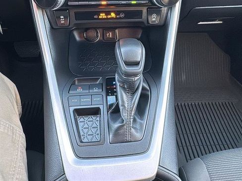 Used 2025 Toyota RAV4 LE image 23