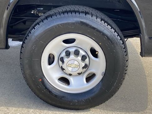 Used 2021 Chevrolet Express 2500 w/ Driver Convenience Package image 33
