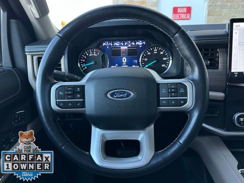 Used 2024 Ford Expedition Limited image 11
