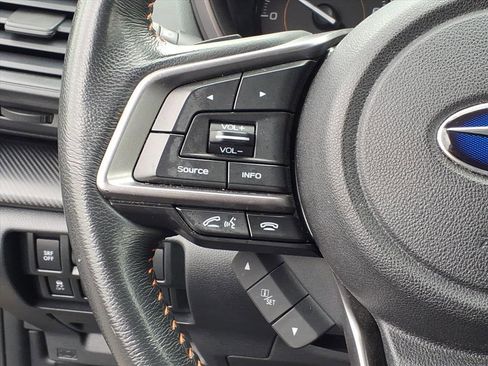 Used 2019 Subaru Crosstrek 2.0i Premium w/ Eyesight System image 12