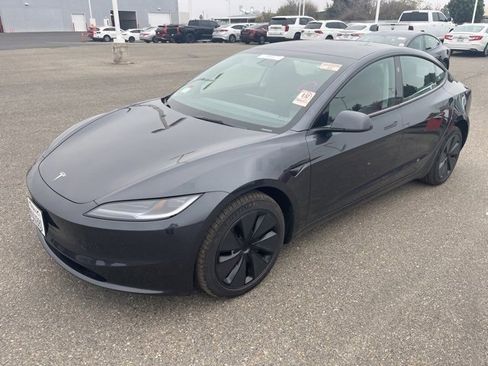 Used 2025 Tesla Model 3 Long Range image 1
